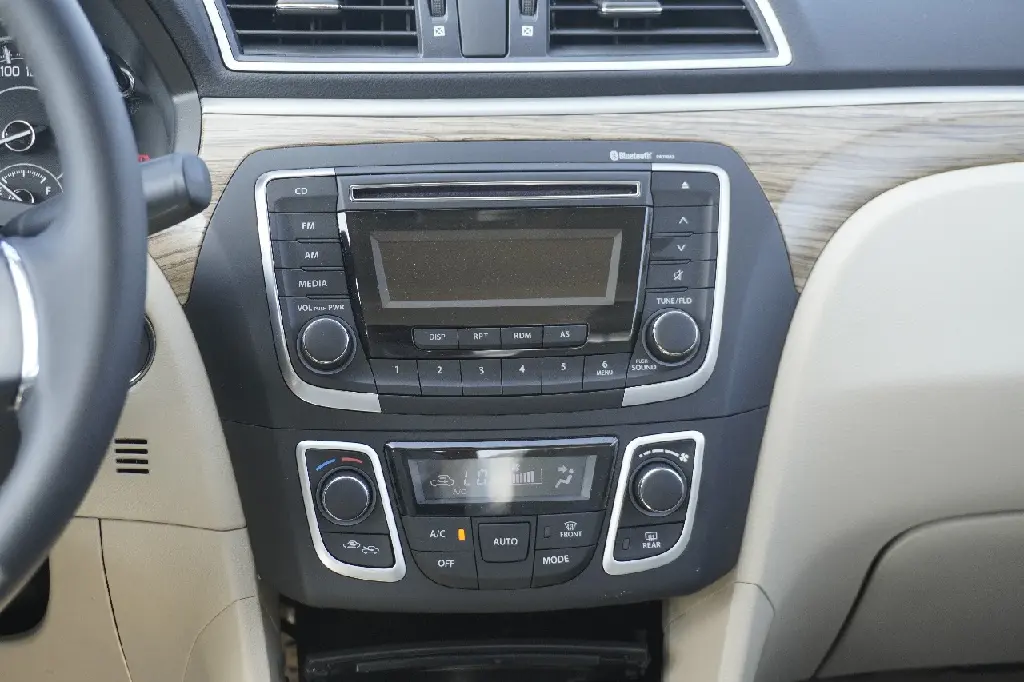 SUZUKI CIAZ13.webp