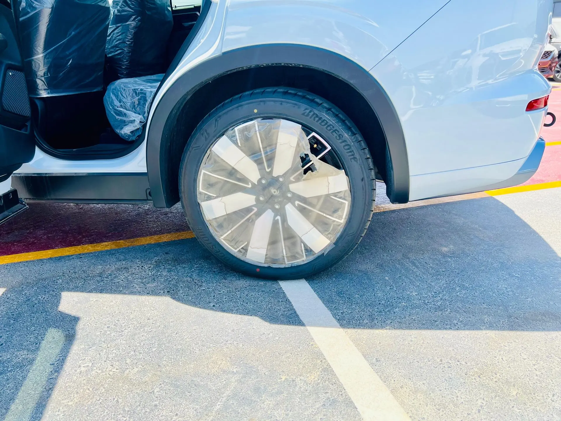 MITSUBISHI OUTLANDER12.webp
