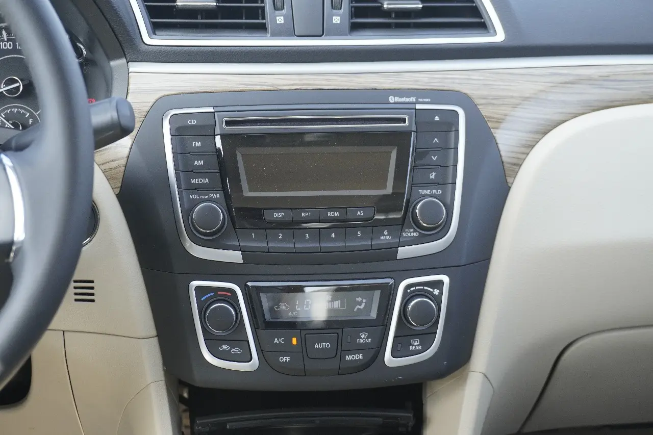 SUZUKI CIAZ13.webp
