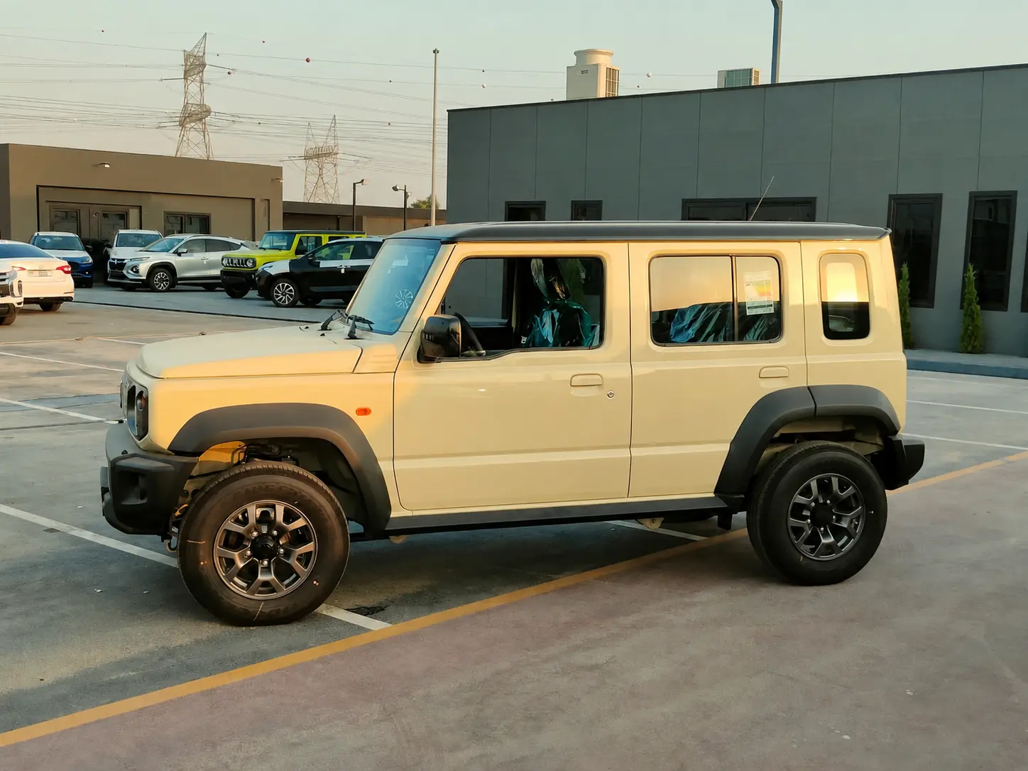 SUZUKI JIMMY 5 DOORS6.webp
