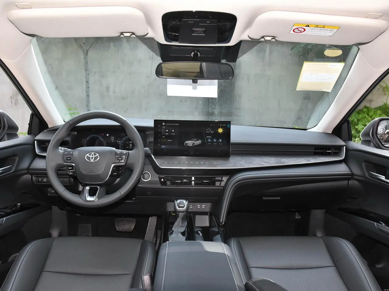 Toyota Camry Hybrid Premium8.webp