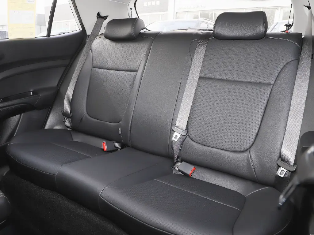 KIA KX1 SUNROOF15.webp