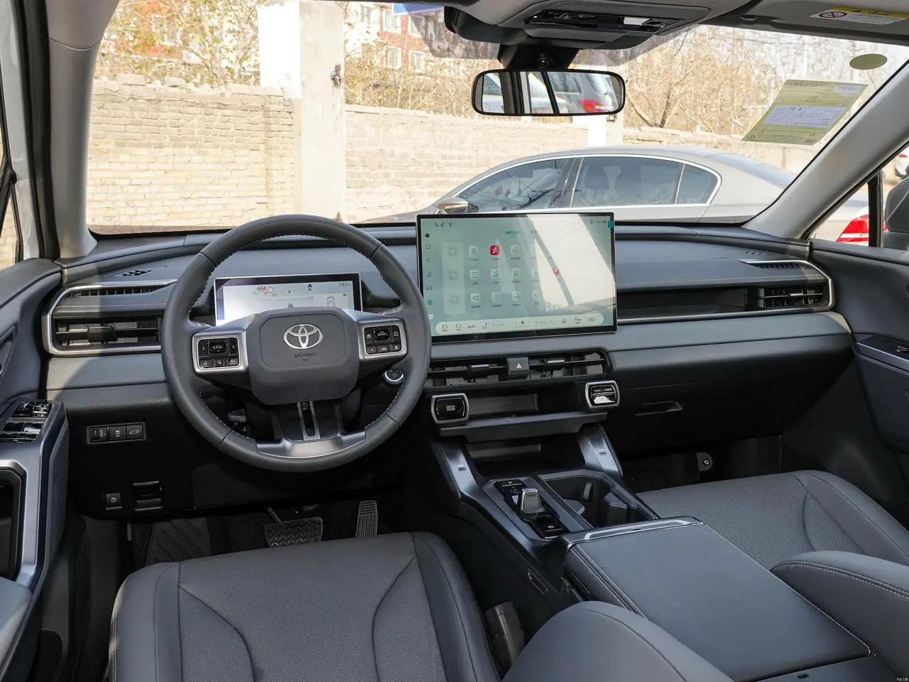RAV4 2.5L HIBRIDA 4WD LUXURY7.webp