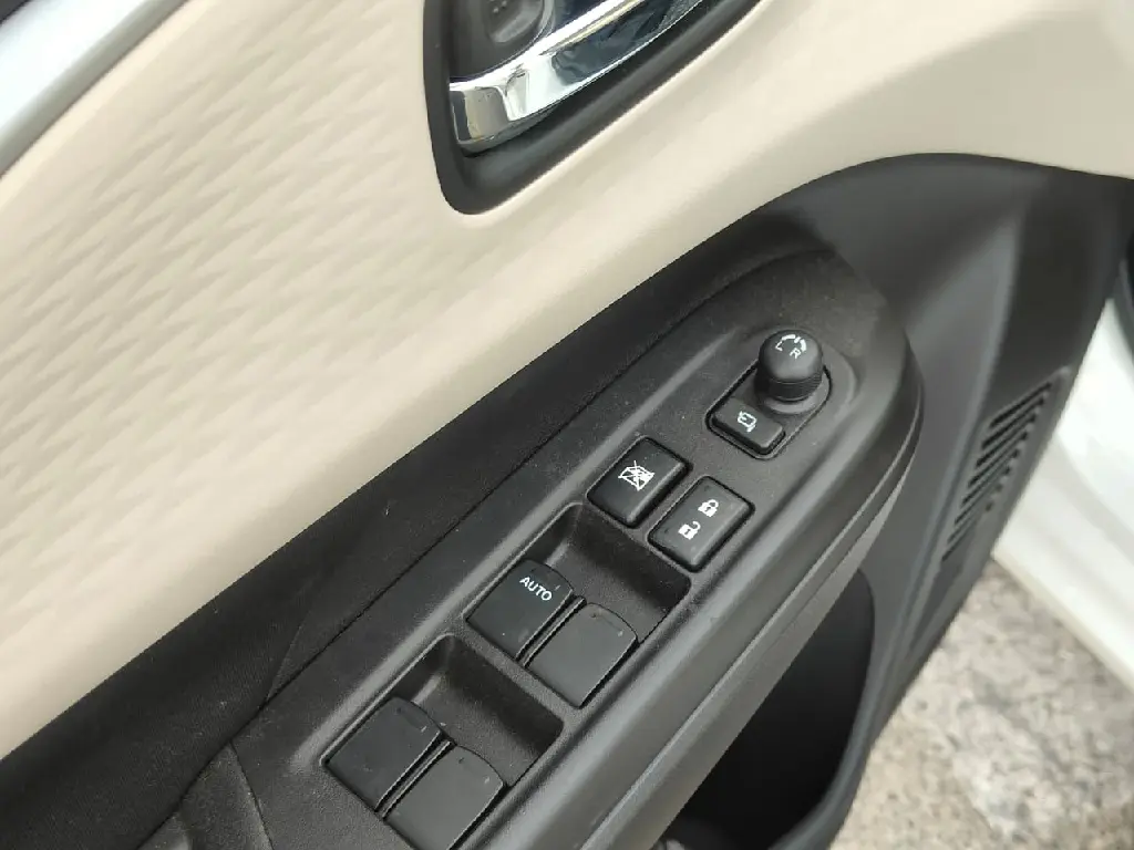 Mitsubishi ASX GCC 2026 black 4WD24.webp