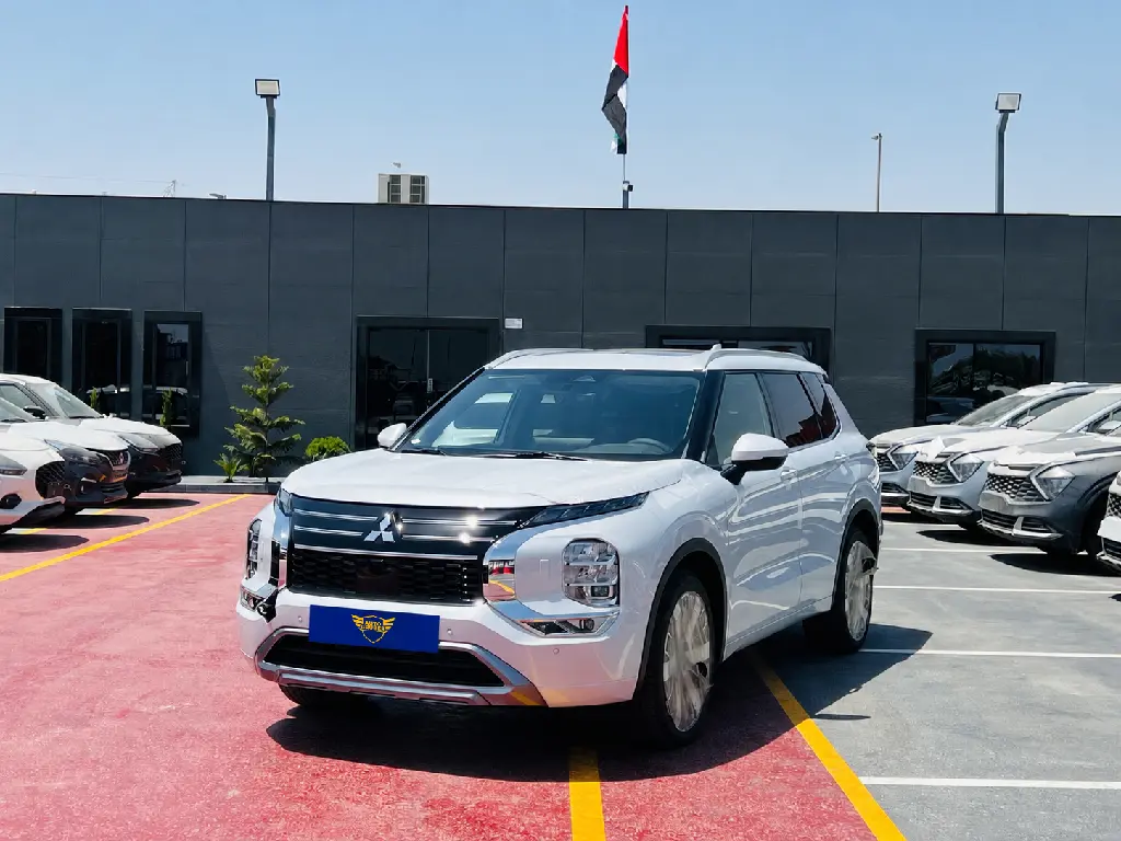 MITSUBISHI OUTLANDER2.webp