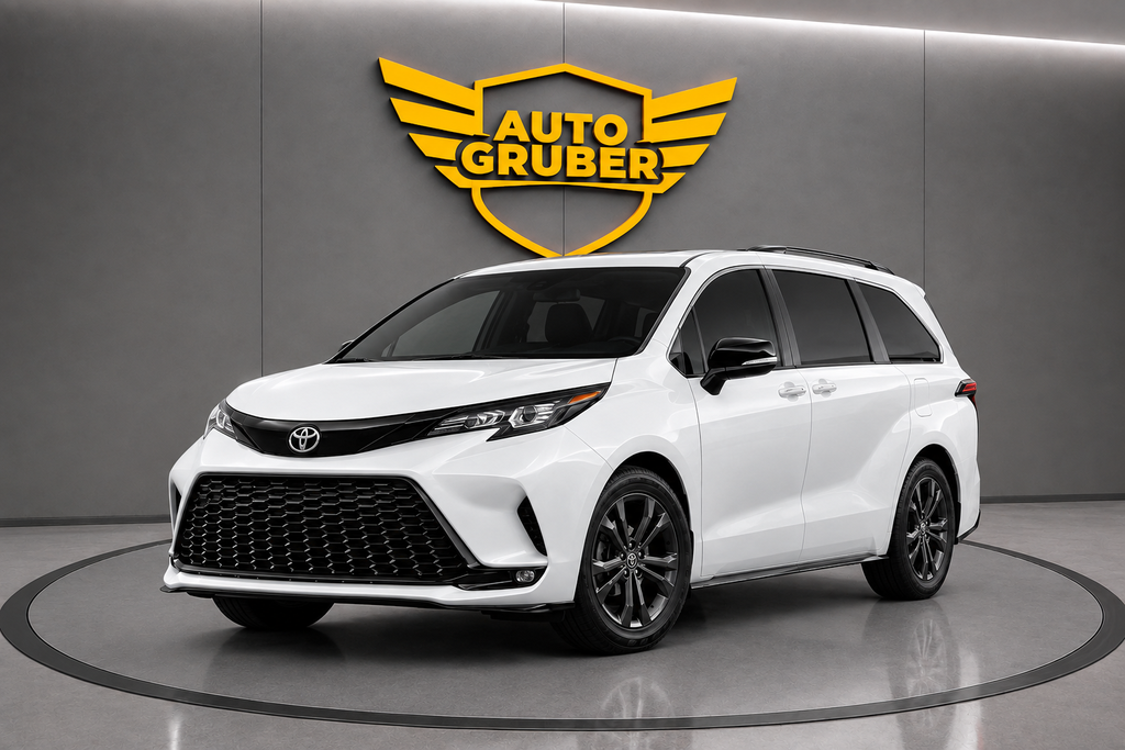 TOYOTA Sienna Luxury FWD 2026
