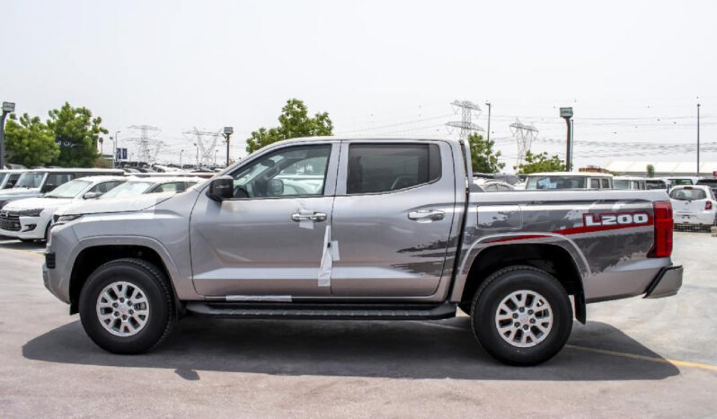 Mitsubishi L200 2025 Full Option lleno