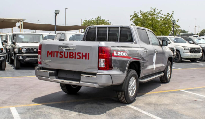 Mitsubishi L200 2025 Full Option lleno