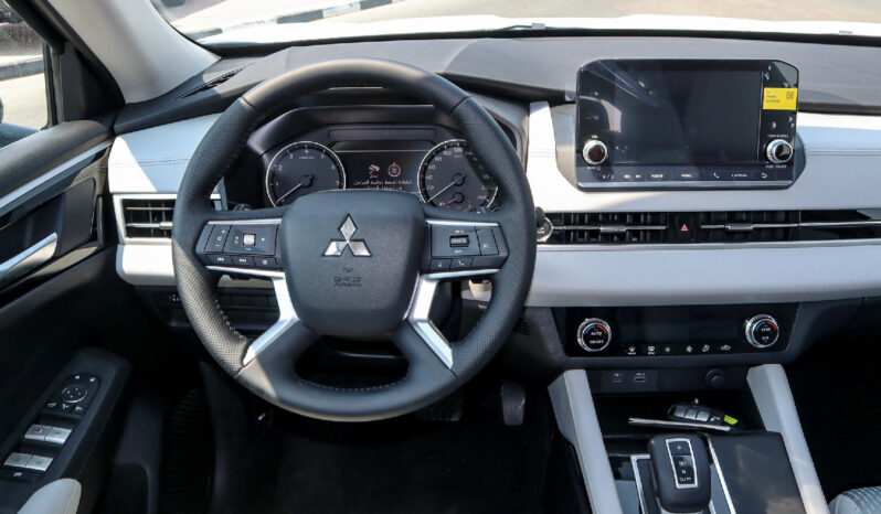 Mitsubishi Outlander 4×2 2025 Básica lleno