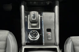 Mitsubishi Outlander 4WD Mid Option 2025 lleno