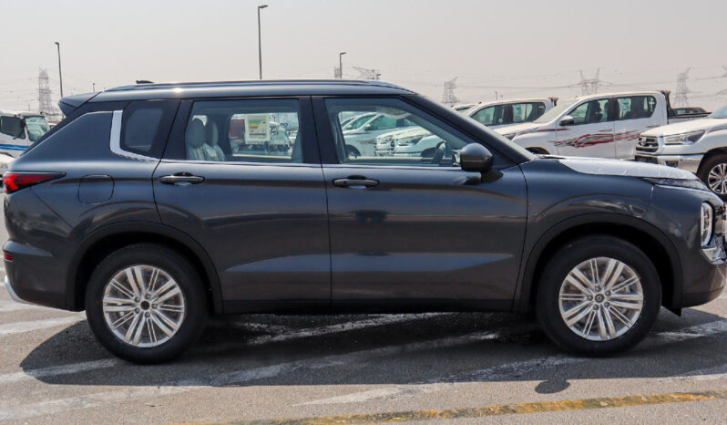 Mitsubishi Outlander 4×2 2025 Básica lleno