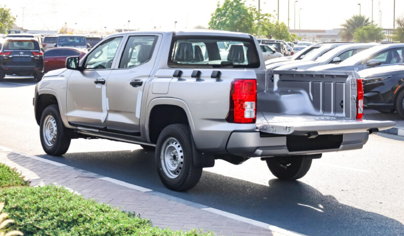 Mitsubishi L200 2025 Básica lleno