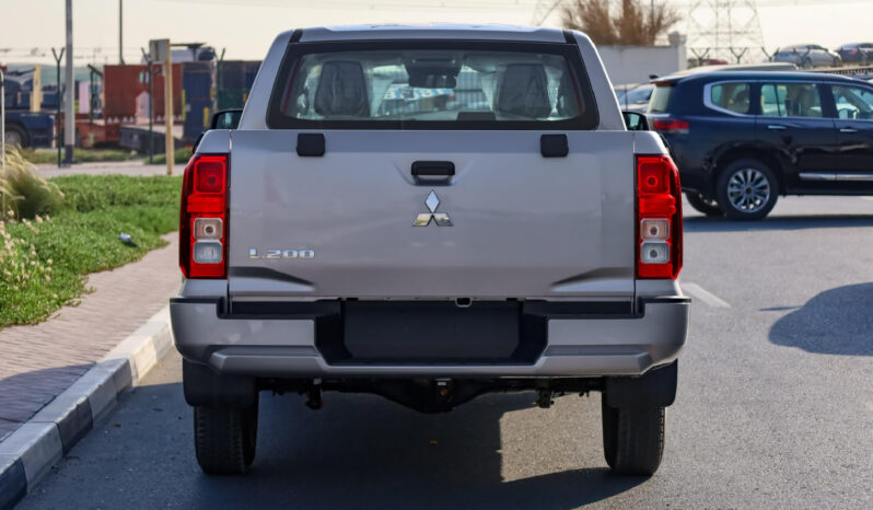 Mitsubishi L200 2025 Básica lleno
