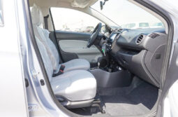 Mitsubishi Attrage 2025 lleno