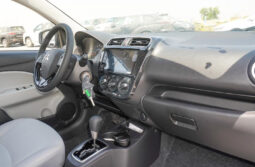 Mitsubishi Attrage 2025 lleno