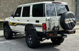 Toyota Land Cruiser LC71 2022 lleno