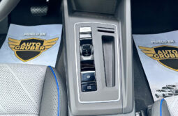 Volkswagen Golf 2025 lleno