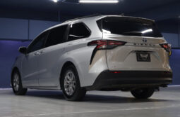 Toyota Sienna 2021 lleno