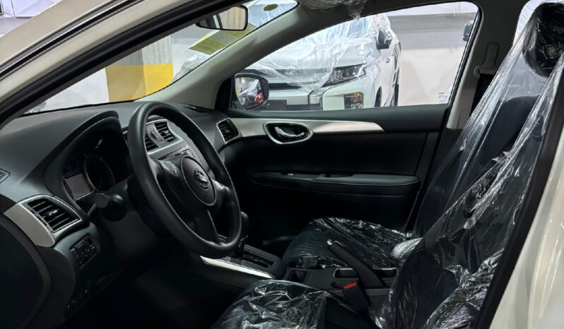 Nissan Sylphy 2025 lleno