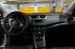 Nissan Sylphy 2025 lleno