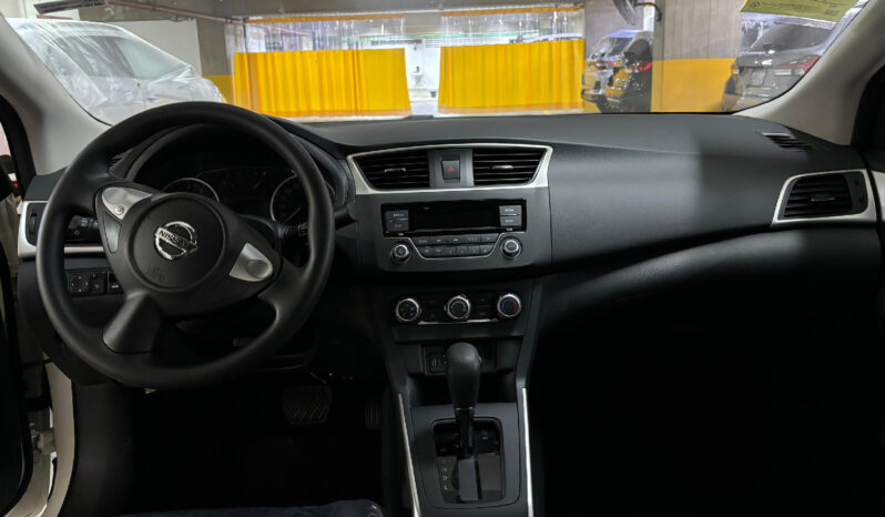 Nissan Sylphy 2025 lleno