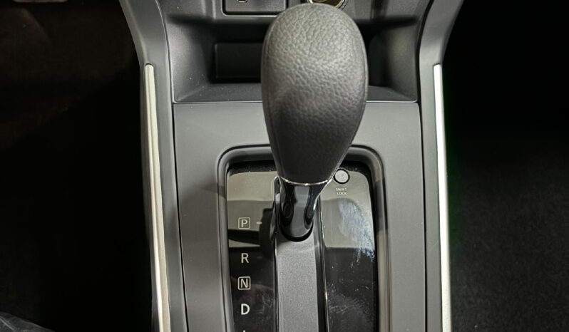 Nissan Sylphy 2025 lleno