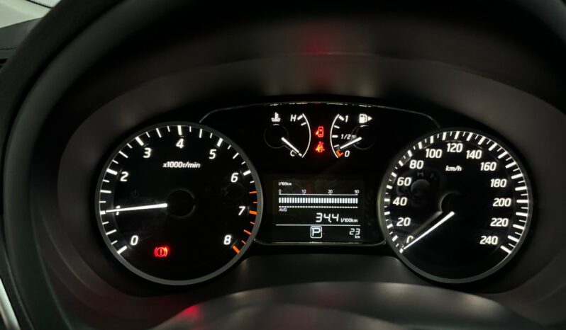 Nissan Sylphy 2025 lleno