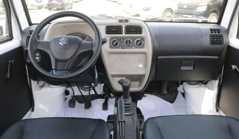 Suzuki Eeco (Pasajeros) 2025 lleno