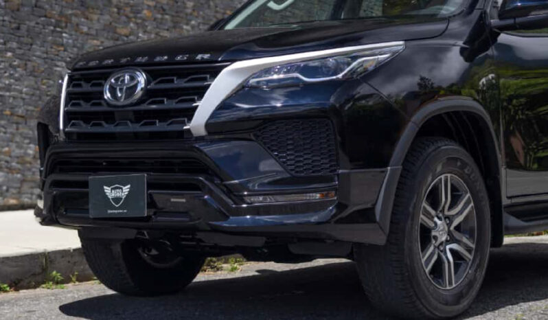 Toyota Fortuner FULL 2.7 2025 lleno