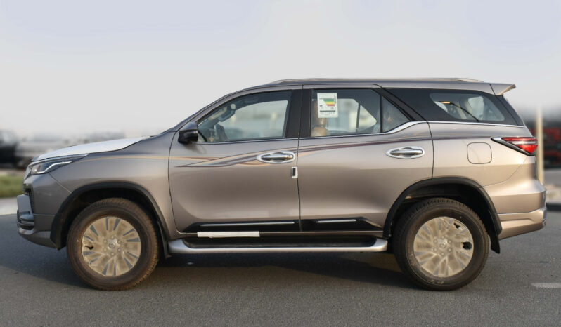Toyota Fortuner VXR 2025 lleno