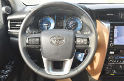 Toyota Fortuner VXR 2025 lleno
