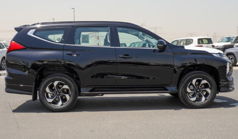 Mitsubishi Montero Sport Prime MID Option 2025 lleno