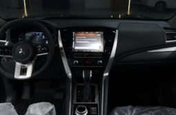 Mitsubishi Montero Sport MID Option 2025 lleno