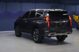 Mitsubishi Montero Sport MID Option 2025 lleno