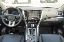 Mitsubishi Montero Sport Prime FULL Option 2025 lleno