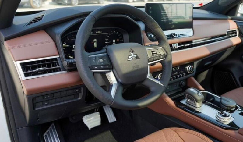 Mitsubishi Outlander FULL Option 2026 lleno