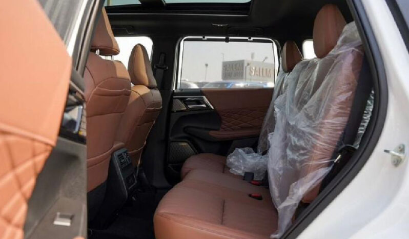 Mitsubishi Outlander FULL Option 2026 lleno