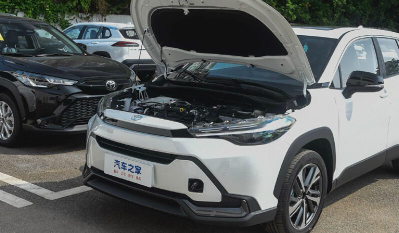 Toyota Frontlader 2026 CVT Luxury PLUS lleno