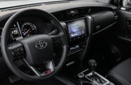 Toyota Fortuner 2026 Legender GR 2.7 lleno