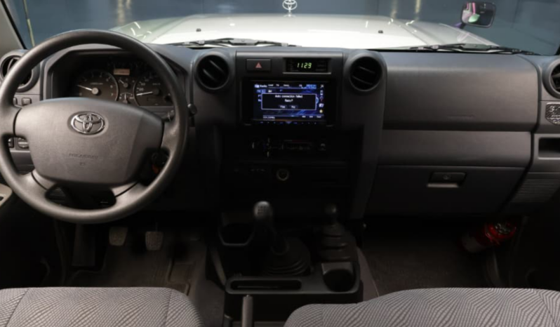 Toyota Land Cruiser 2015 (Machito 30 Aniversario) lleno