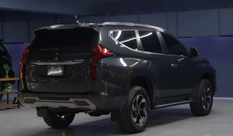 Mitsubishi Montero Full Option 2026 lleno