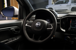 RAM 700 BIGHORN 2025 (Doble Cabina) lleno