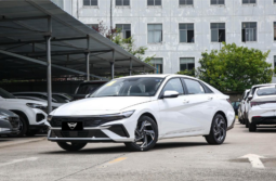 Hyundai Elantra Lux Premium 2023 lleno