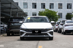 Hyundai Elantra Lux Premium 2023 lleno