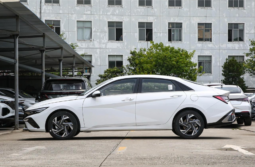Hyundai Elantra Lux Premium 2023 lleno