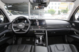 Hyundai Elantra Lux Premium 2023 lleno