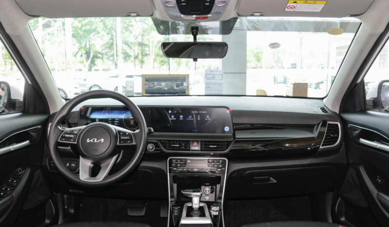 Kia Seltos Luxury 2025 lleno